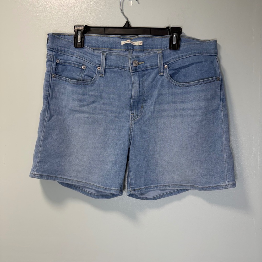 Levis Mid Length‎ Shorts Womens 33 Light Wash Denim Blue Jean Shorts
